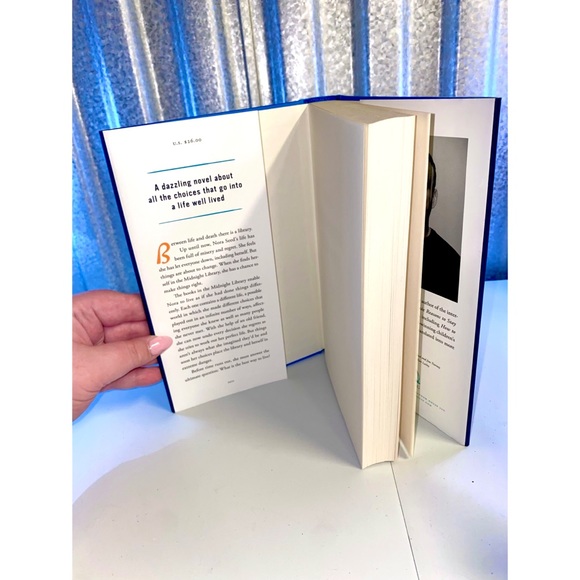 The Midnight Library a Novel by Matt Haig - Picture 4 of 5